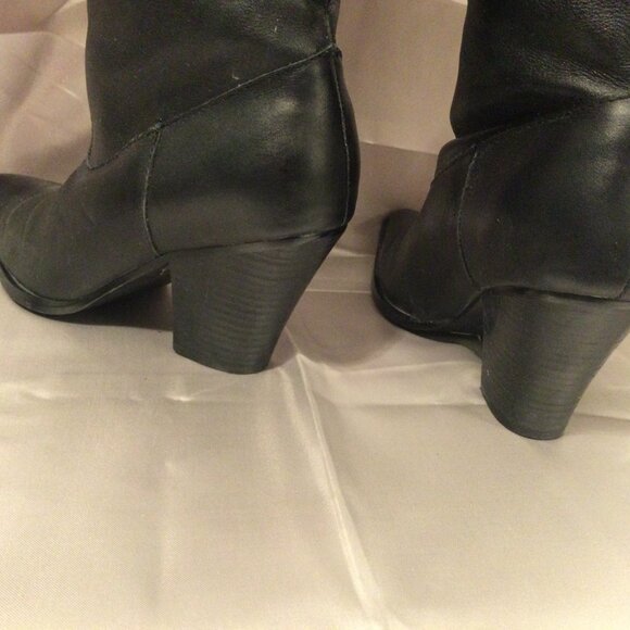 LEATHER COWGIRL BOOTS  WITH COLORFUL EMBROIDERY 7.5 - Picture 5 of 9